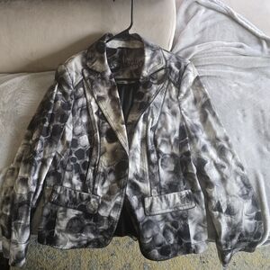 Luis Cerano Women's Black and Gray Jacket